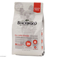 BLACKWOOD ブラックウッド　サーモンミール＆フィールドピー　２．２７ｋｇ 4562210501389 1個（直送品）