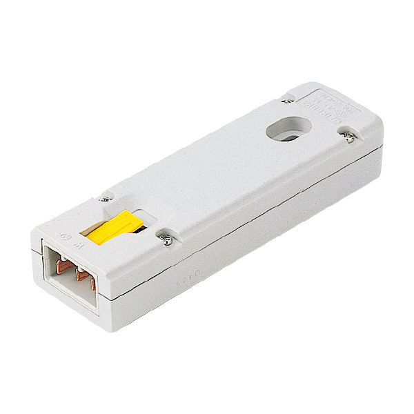 サンワサプライ サーバーラック用コンセントバー延長用アダプタ 20A用 ネジ＆フック仮固定穴付/RoHS指令対応 TAP-ME7052（直送品）