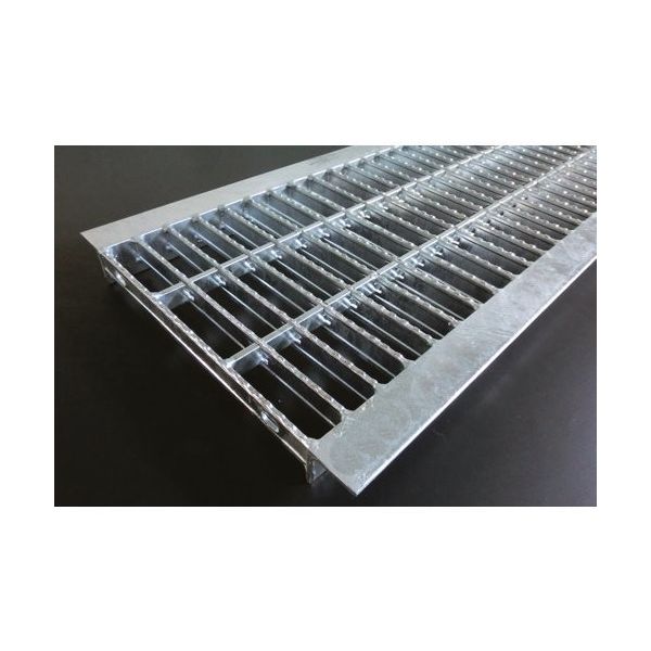 奥岡製作所 奥岡 スチール製 U字溝用 グレーチング 溝幅300用 並目 ノンスリップ 短尺 OKUN-5 30-25S 1枚（直送品）