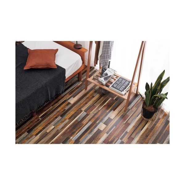 萩原 貼ってはがせる ウッド調フロアタイル 12枚組 W08 モカブラウン 914×152×3 81955870 1組(12枚)（直送品）