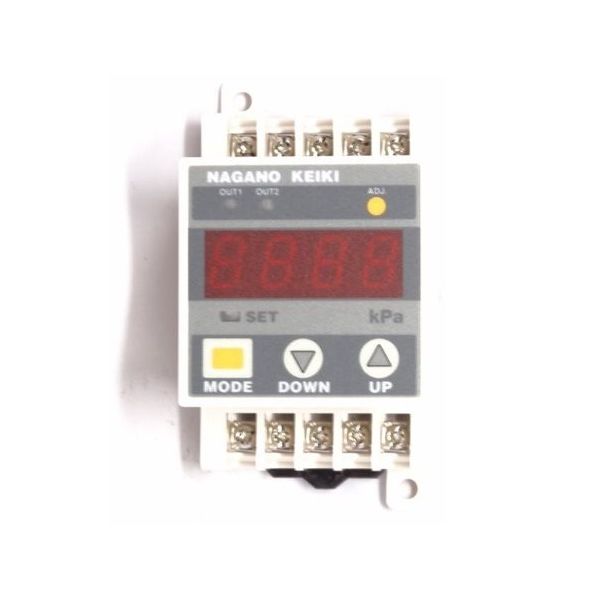 長野計器 デジタル微差圧計 アナログ出力4~20mA DC ー10~10kPa GC6221140P21X0XXXX0 1個（直送品）