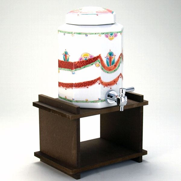 【未使用・新品】九谷焼銀彩 焼酎サーバー 木製土台付 高さ27.5㌢ 伊野正峰 九谷焼 幸運の八角焼酎サーバー 銀彩 （木製専用置き台