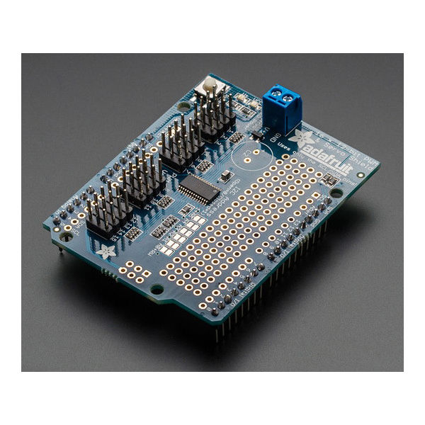 Adafruit Industries 16チャンネル PWM/サーボ