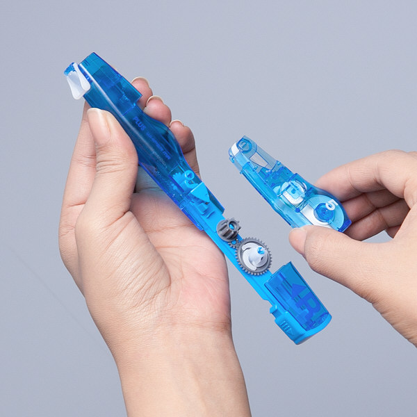 修正テープ ホワイパーMR本体（アスクル限定） 幅5mm×6m ブルー WH