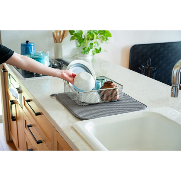 ビーワーススタイル すっきり暮らすセット 水切りかごスクエア+水切りマット 食洗器対応 KN-270029S 1個(直送品) ビーワーススタイル すっきり暮らすセット 水切りかごスクエア+水切りマット 食洗器対応 KN-270029S 1個(直送品)
