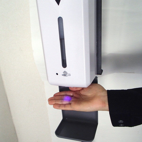 アルコールオートディスペンサー 壁掛け式自動手指消毒器 UVライト付