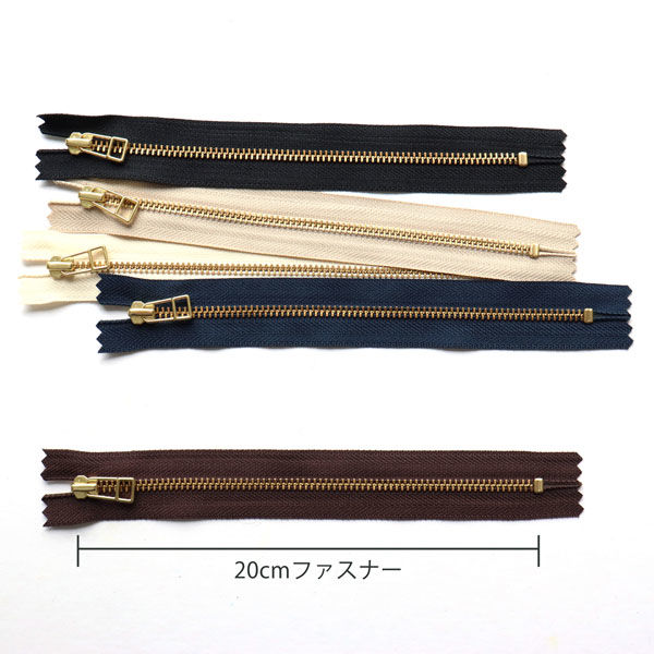 未使用✨ GIANFRANCO FERRE 　ヴァージンウールセットアップ　金釦 未使用✨ GIANFRANCO FERRE ヴァージンウールセットアップ 金釦