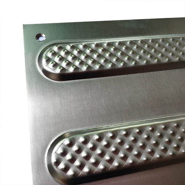 セーフラン安全用品 ステンレス点字タイル 300x300mm 線状突起