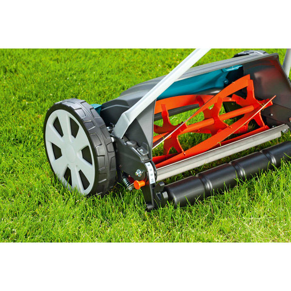 GARDENA 芝刈り機 手動 手押し式 40cm デフレクタ付き 04022-20