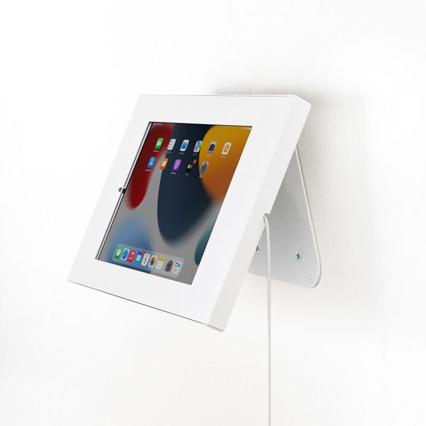 サンワサプライ - CR-LASTIP34W iPad用スチール製スタンド付きケース(ホワイト)