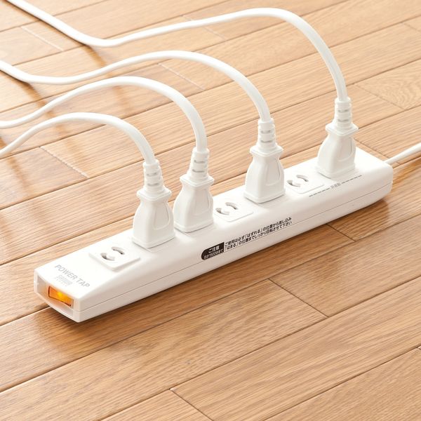 延長コード 電源タップ 2m 2P（ピン） 7個口 スイッチ ホワイト 700
