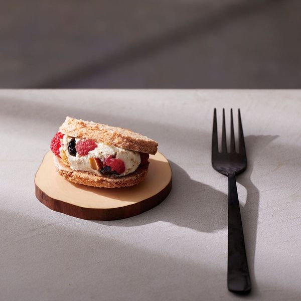 ヤマコー 木製丸太料理皿 小 塗装付 8259 1個（直送品） - アスクル