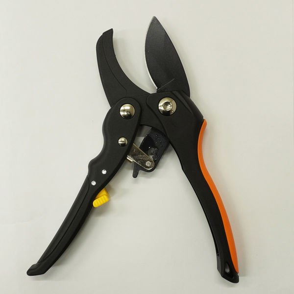 ジャステム 快適剪定鋏 ラチェット式 23030106 1個（直送品