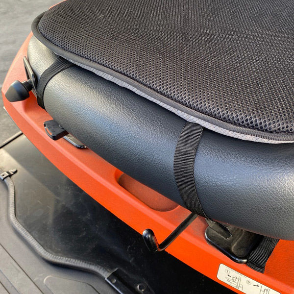 Coleman 非売品　エアークッション　飾り Coleman 非売品 エアークッション 飾り 新品未使用 コールマン