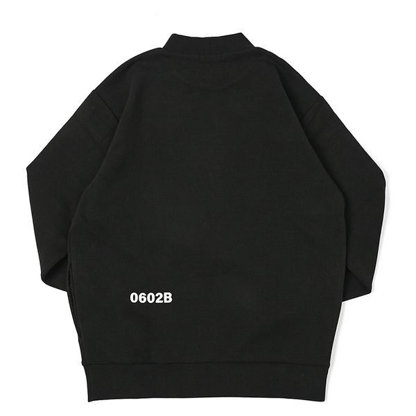 クアトロ 落書き風ロゴモックネック・メンズ BLK L A0216MEN-B 1