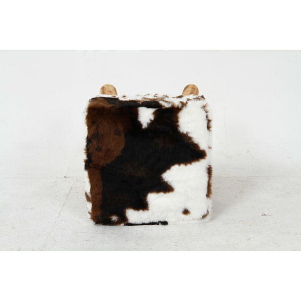 不二貿易 フェイクファースツールスクエア カウBR 83833 1脚（直送品