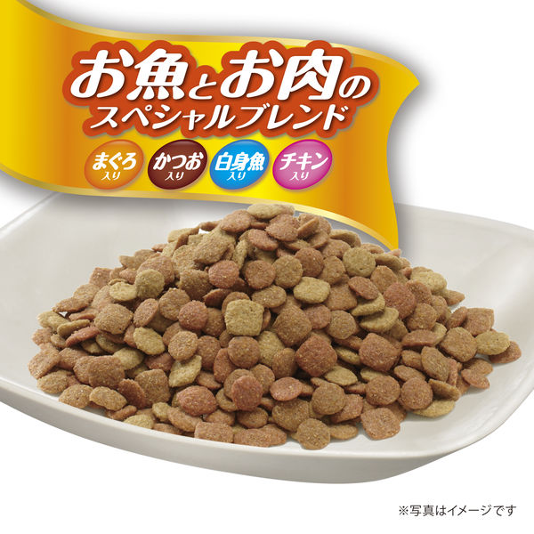 ねこ元気 複数ねこ用 お魚とお肉のスペシャルブレンド 国産 3.0kg 4袋 キャットフード 猫 アスクル