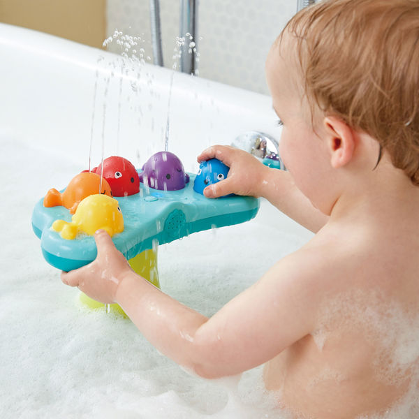 Hape くじらたちの噴水パーティー 水遊び E0218 1個 - アスクル