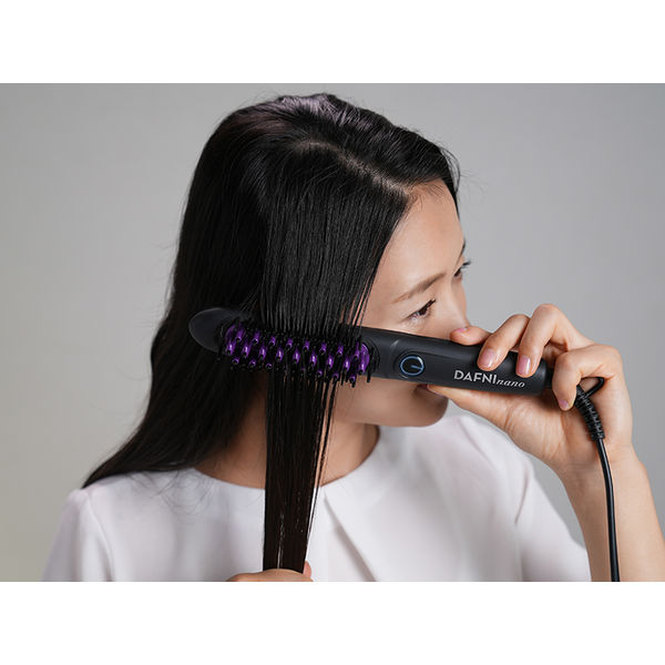 DAFNI ダフニNANO ブラシ型ヘアアイロン ストレートヘア 寝癖直し