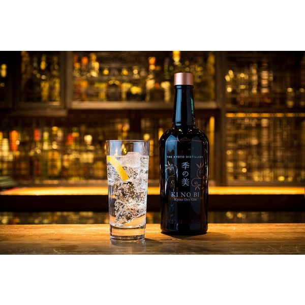 季の美 能 京都ドライジン 700ml 22nd Edition Amazon.co.jp: 季の美 能 京都ドライジン 700ml 季能美 KINOHBI
