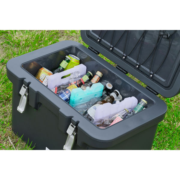 HUGELクーラーボックス40L、保冷剤