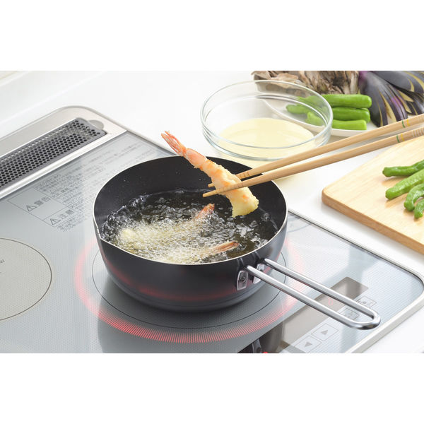 ヨシカワ シースタイル 鉄製いため鍋18cm 4111320 1個 4979487939195