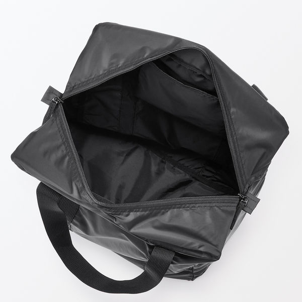 値下げ！新品　格安　OKAJIMA 刺繍入り黒ボストンバッグ 値下げ！新品 格安 OKAJIMA 刺繍入り黒ボストンバッグ