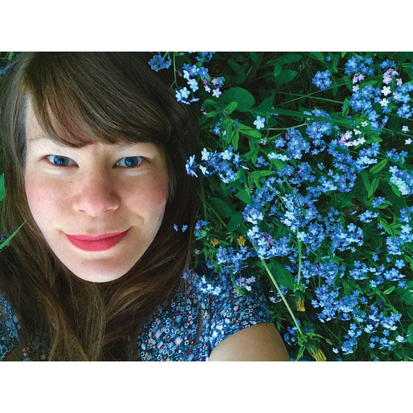 大津コーポレーション アンナ・エミリア 洗える羽毛肌掛けふとん2枚