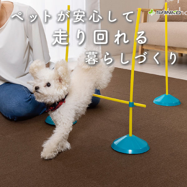 サンコー おくだけ吸着 ペット用撥水タイルマット 30cm×30cm 同色20枚入 犬 猫 日本製 消臭 洗える ブラウン KM-06（直送品） -  アスクル