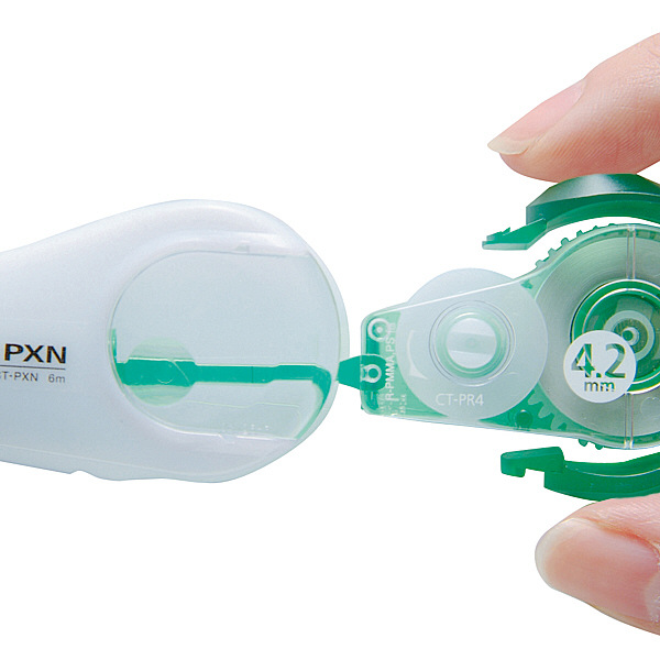トンボ鉛筆【MONO】修正テープ モノPXN 4.2mm 本体 CT-PXN4 1個 トンボ鉛筆【MONO】修正テープ モノPXN 4.2mm 本体 CT-PXN4 1個