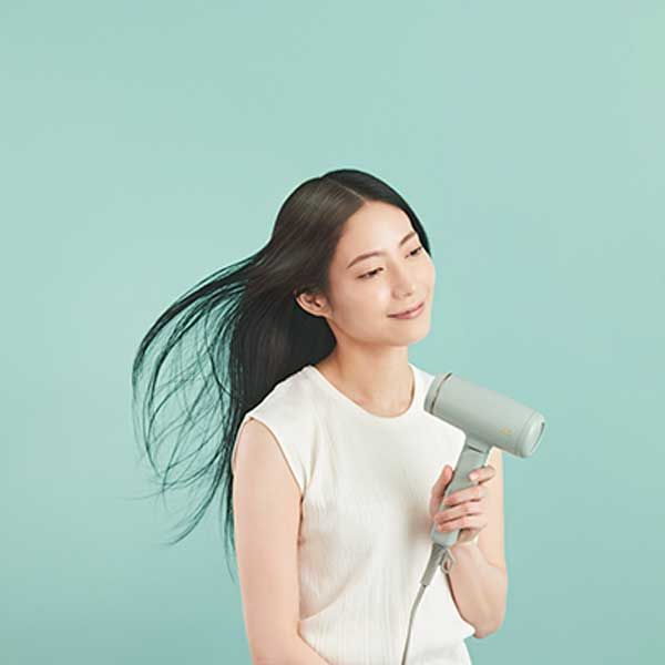 BRUNO コンパクトヘアドライヤー グリーン BRUNO コンパクトヘアドライヤー(グリーン) BOE146-GR 1個