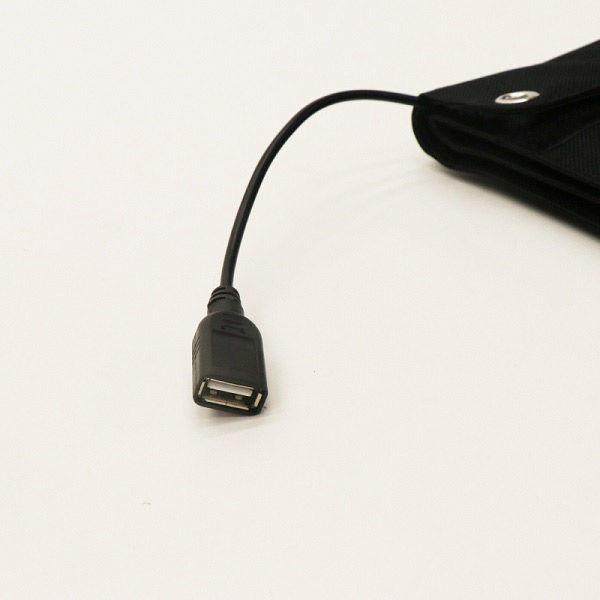 三和 3パネルソーラー充電器 HDL-3PS01-BK SS-51 1箱(24個