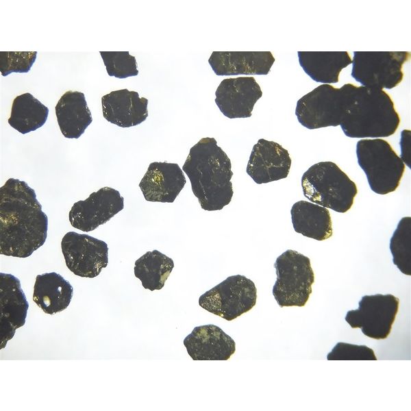 ニューカレドニア島 鉱山の標本 閃ウラン鉱 816 カナダ - 鉱物標本・隕石標本販売のWeb専門店