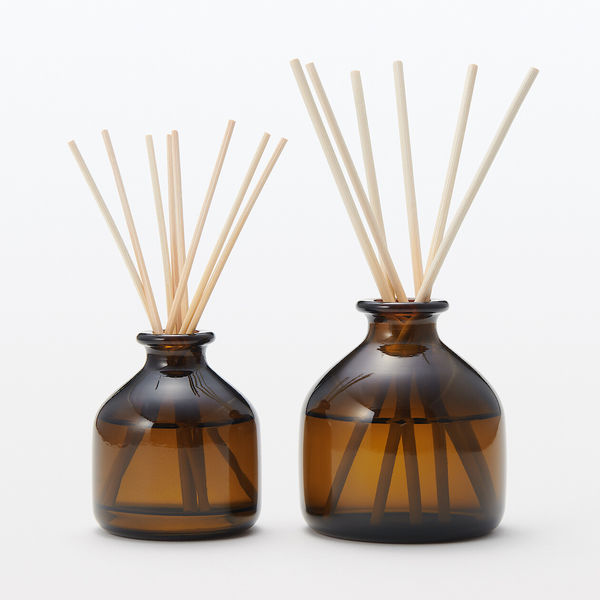 無印良品 インテリアフレグランスオイル ウッディ 詰替用200ml 5本セット インテリアフレグランスオイル ウッディ（詰替用） | 無印良品