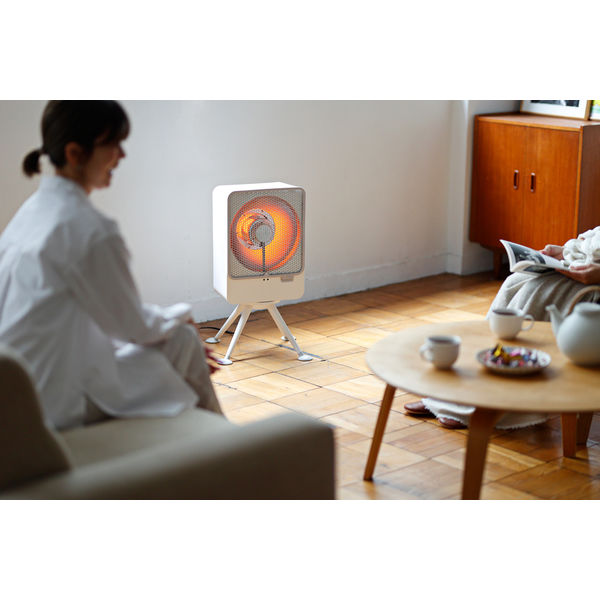 シロカ　リフレクトヒーター 同じ電気代で2倍のあたたかさ！シロカ、省エネで効率よく