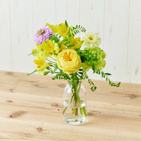ブーケ　1999年1月から6月号 青山フラワーマーケット 青山フラワーマーケットの旬の花ブーケS