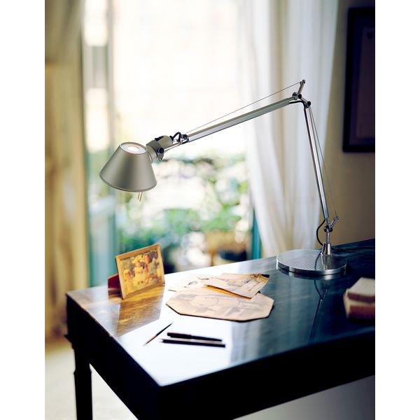 LEDデスクライト Tolomeo LED Tavolo Silver アルテミデ（取寄品）