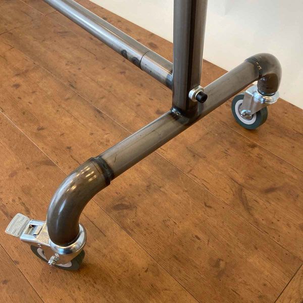ストア・エキスプレス スチールクリア ハンガーラック W120cm