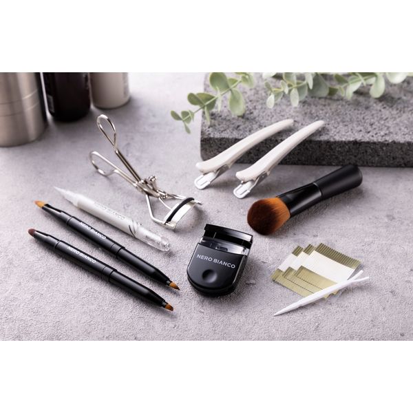 貝印 シャンティ アイラッシュカーラー ／ ビューラー ② プッシュ