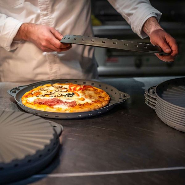 コジオル KOZIOL MOVE ピザボックス 32cm AGY 4002942633373 1個