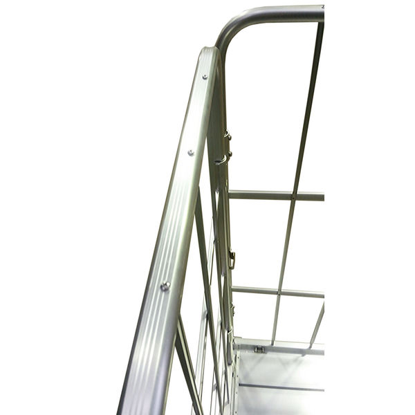 ガゴ台車2台 高さ170m 幅85cm 奥行65/60cm