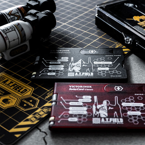 進撃の巨人 ビクトリノックス 調査兵団 スイスカード TVアニメ『進撃の巨人』 - ビクトリノックス 調査兵団 スイスカード