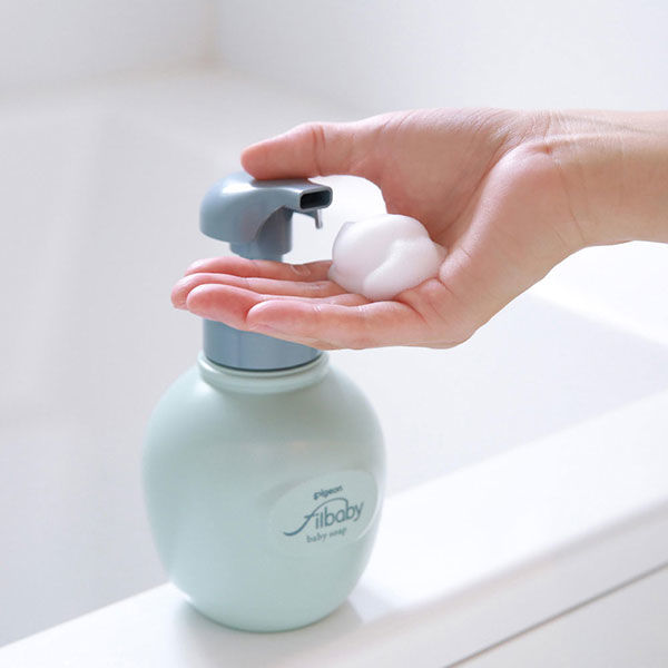 セール】ピジョン フィルベビー ベビー全身泡ソープ 本体 460ml 1個