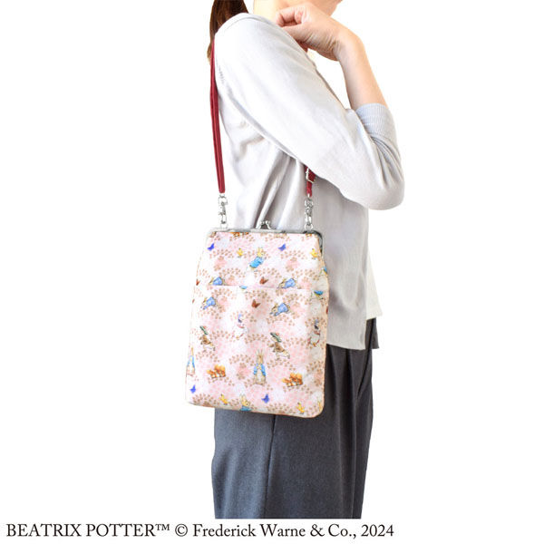 d*3様 【レア】イノセントワールドピーターラビットボレロ　Mサイズ レア】イノセントワールドピーターラビットボレロ Mサイズ