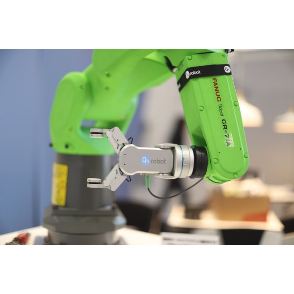 OnRobot 力/トルクセンサー・近接センサー付き2指グリッパー RG2 OnRobot 力/トルクセンサー・近接センサー付き2指グリッパー RG2