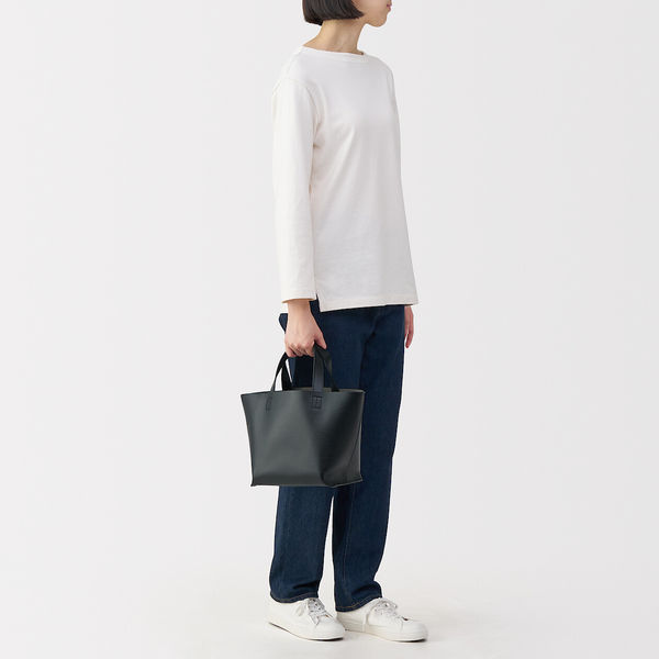 m*i様 ハンドバッグ ヌメ革 無印良品 トートバッグ かばん 黒 ブラック M 無印良品 ヌメ革 ミニトートバッグ 黒 タテ22×ヨコ36×マチ