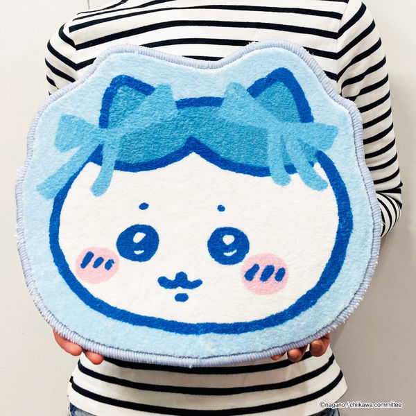 ちいかわのぬいぐるみとインテリアマットのセット ちいかわ インテリアマット（モモンガ） | ちいかわマーケット