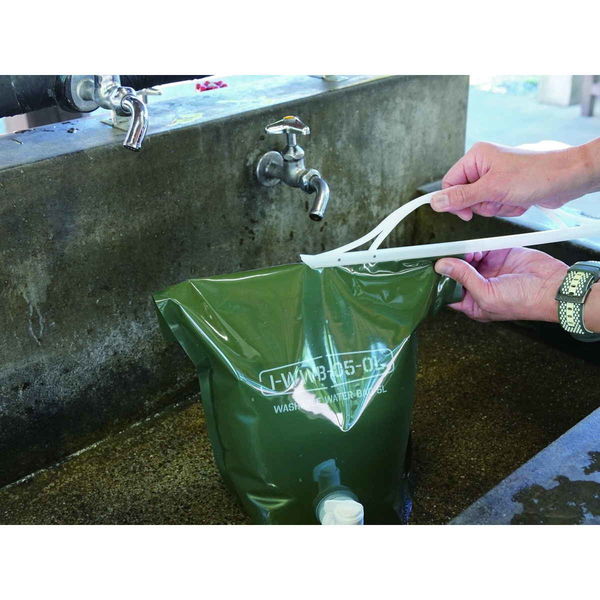 岩谷マテリアル ウォータータンク 5L 折りたたみ ウォッシャブル