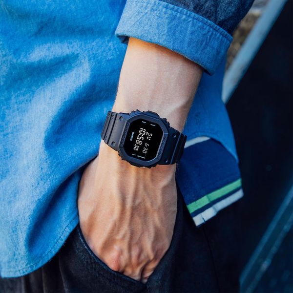 カシオ計算機 DW-5600UBB-1JF G-SHOCK 1個（直送品） - アスクル