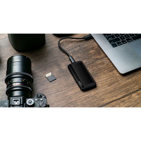 ポータブルSSD 1TB マイクロンジャパン クルーシャル X8